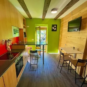  Hostel Das Hostel Rijeka Croatia